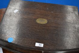 A vintage oak cutlery canteen (empty)