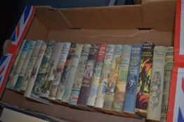 Literature. A carton. Dust jacketed selection. (21)