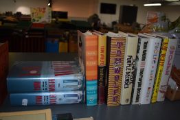 American Literature. Tom Wolfe. A selection of works. Hardbacks in dust jackets. (10)