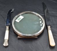 A George VI silver photograph frame, of circular form with marks for Birmingham 1944, maker