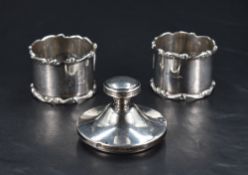 A George V silver vanity jar top, of domed circular form with turned 'knop' and mirrored base, marks