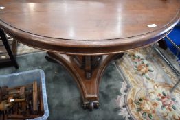 A William IV Mahogany dining table having circular top