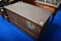 A traditional pine bedding box of large proportions