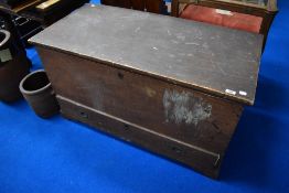 A traditional pine bedding box of large proportions