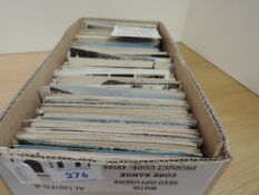 POSTCARDS, BOX WITH APX 750 POSTCARDS, FOREIGN, EUROPE, AFRICAS ETC Box with apx 750 cards largely