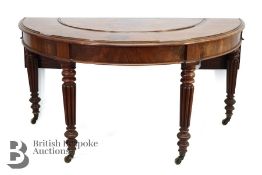Regency Mahogany Hunt Table