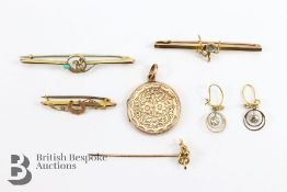 Three 9ct Gold Pin Brooches