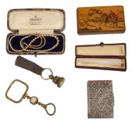 A collection of seven items of vertu