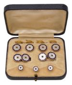 A 9ct gold gentleman's dress set