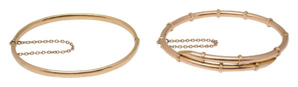Two 15ct stiff hinged bangles