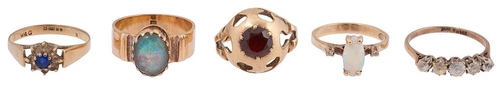 Five assorted rings,