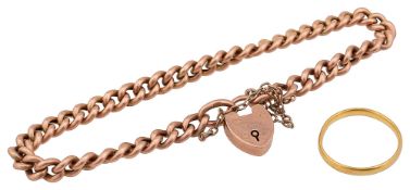 A 18ct gold wedding band