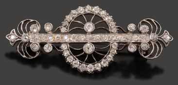 An Edwardian diamond-set bar brooch