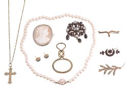 A collection of jewellery