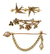 A group of pearl accessories