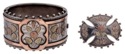 A Victorian silver hinged bangle