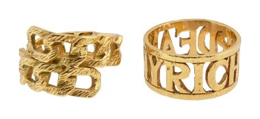 An 18ct gold open work ring