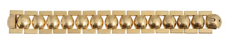 A mid 20th century flexible link bracelet