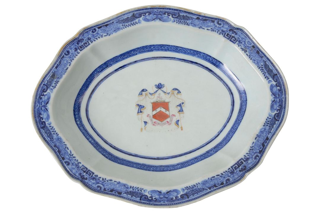 A late 18th century Chinese export blue and white armorial dish