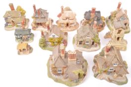 COLLECTION OF VINTAGE LILLIPUT LANE COTTAGE FIGURES
