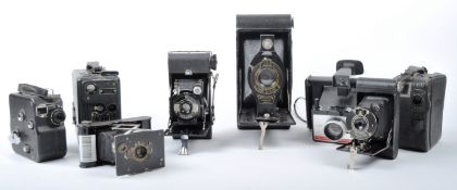MIXED COLLECTION OF VINTAGE CAMERAS