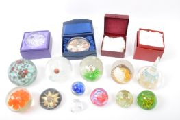 VINTAGE 20TH CENTURY GLASS PAPERWEIGHT MDINA MURANO