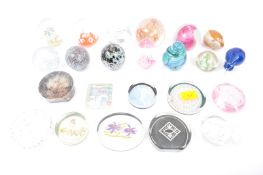 COLLECTION OF VINTAGE GLASS PAPERWEIGHTS