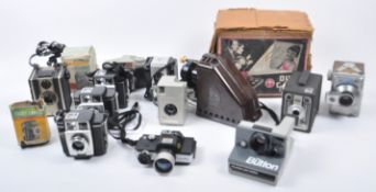 MIXED COLLECTION OF VINTAGE CAMERAS