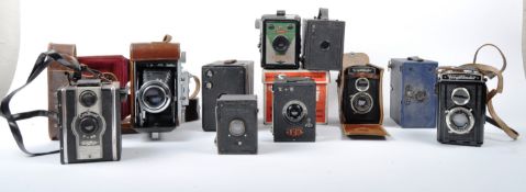 MIXED COLLECTION OF VINTAGE CAMERAS