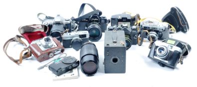 COLLECTION OF VINTAGE FILM - DIGITAL CAMERAS