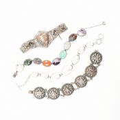 GROUP OF SILVER CHAIN BRACELETS