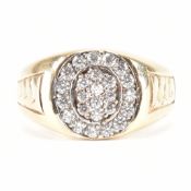 HALLMARKED 9CT GOLD & WHITE STONE CLUSTER RING
