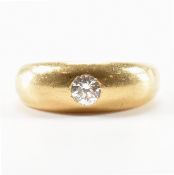 HALLMARKED 18CT GOLD & DIAMOND SOLITAIRE RING