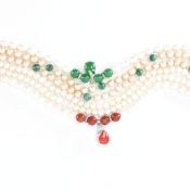 ASSORTMENT OF VINTAGE CULTURED PEARL NECKLACES