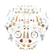 COLLECTION OF ASSORTED EARRINGS