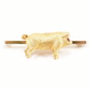 EDWARDIAN 15CT & 9CT GOLD PIG NOVELTY BAR BROOCH PIN