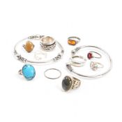 COLLECTION OF ASSORTED SILVER RINGS & BRACELETS