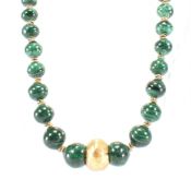 VINTAGE GRADUATED MALACHITE BEAD NECKLACE