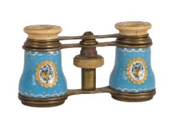 PAIR OF 19TH CENTURY FRENCH OPERA GLASSES