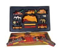 VINTAGE CORGI PINDER CIRCUS DIECAST SET NO 48