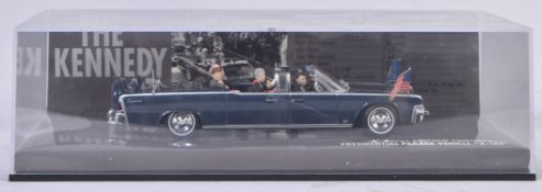 MINICHAMPS 1/43 SCALE DIECAST PRESIDENTIAL PARADE VEHICLE