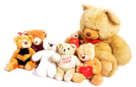 TEDDY BEARS - COLLECTION OF ASSORTED