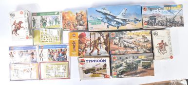 COLLECTION OF ASSORTED PLASTIC MODEL KITS