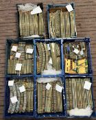 LARGE COLLECTION OF VINTAGE HORNBY DUBLO MODEL RAILWAY TRACK