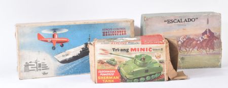 COLLECTION OF ASSORTED VINTAGE TOYS