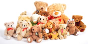 TEDDY BEARS - LARGE COLLECTION OF ASSORTED
