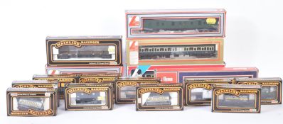 COLLECTION LIMA & MAINLINE OO GAUGE MODEL RAILWAY ROLLING STOCK