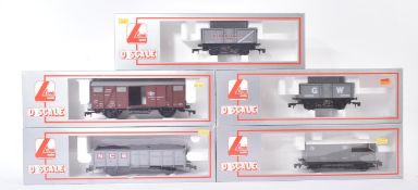 COLLECTION OF LIMA O GAUGE MODEL RAILWAY ROLLING STOCK WAGONS