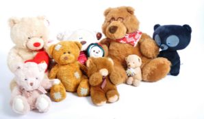 TEDDY BEARS - LARGE COLLECTION OF ASSORTED