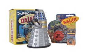 DOCTOR WHO - BATTERY OPERATED DALEK & MINIATURE DALEK ROLYKINS
